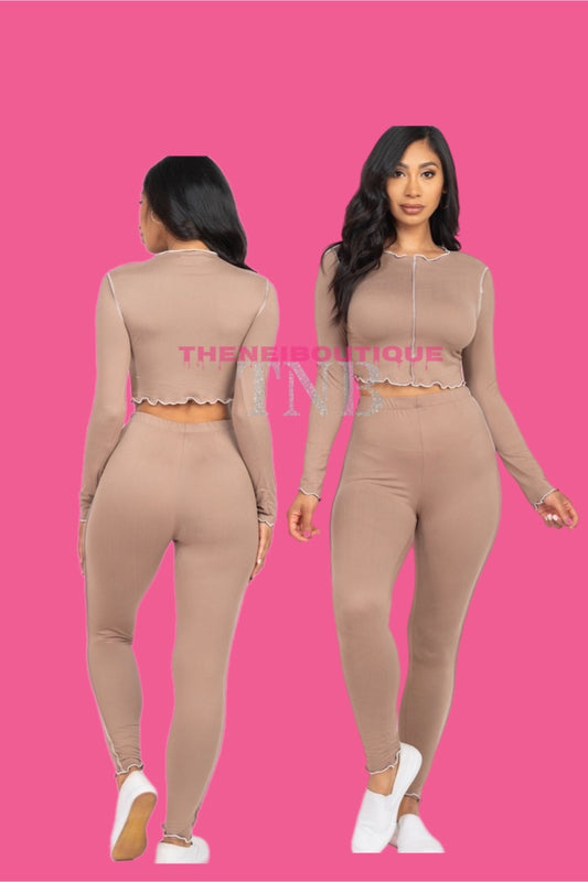 Taupe lettuce edge croptop Set